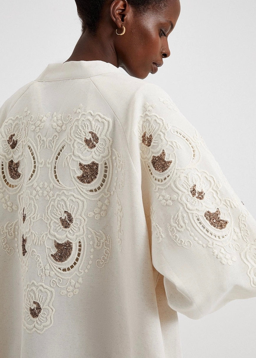 ZOE EMBROIDERED KIMONO