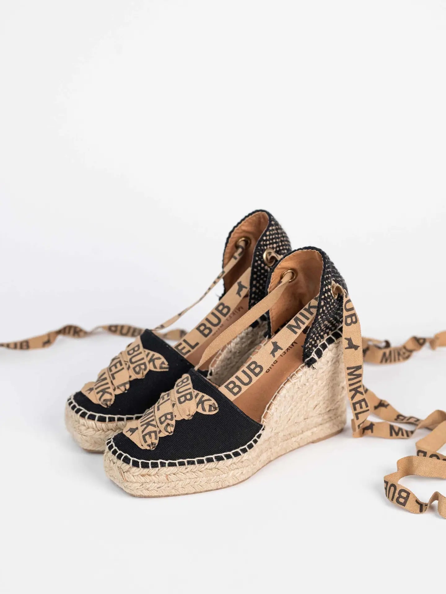 LOLA ESPADRILLES BLACK