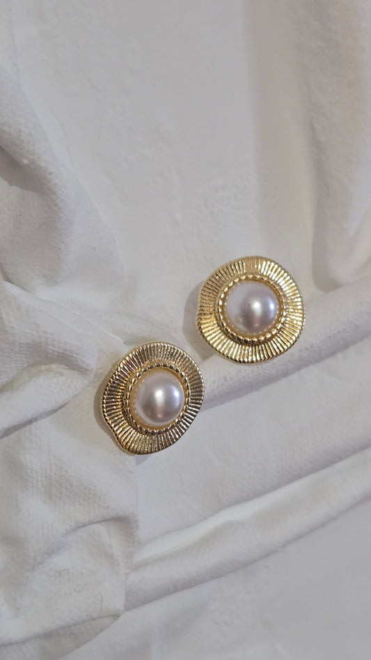 OLD MONEY CHIC EARRINGS