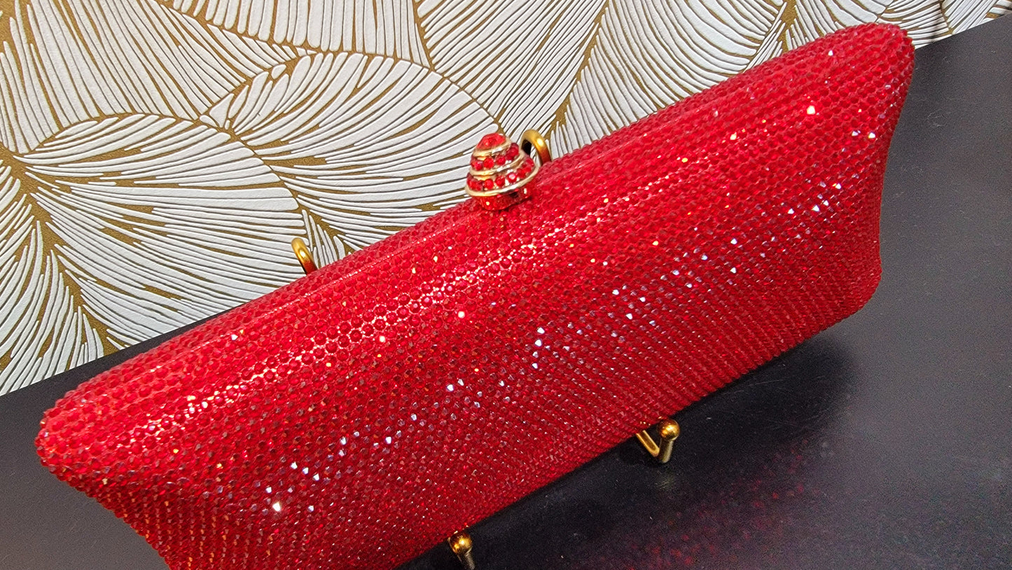 CHIC CLUTCH RED